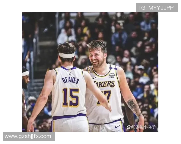 怒砍51分11篮板9助攻！湖人总算等来你，这对东契奇也是功德